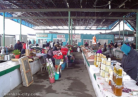 7-й микрорайон. Ортосайский рынок.