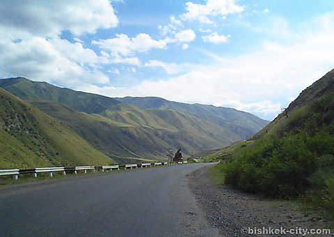 Ущелье Боом. Дорога на озеро Иссык-Куль