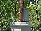 Памятник Насирдину Исанову